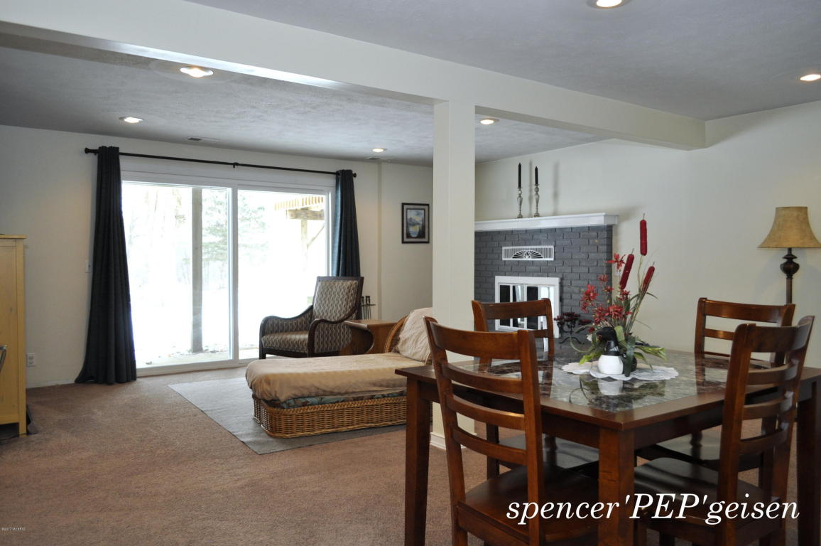 860 Water St, Belding, MI 48809 photo 15