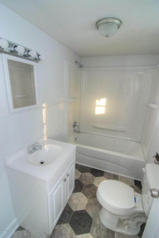 402 E South, Cassopolis, MI 49031 photo 12
