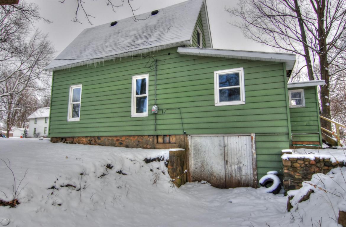 402 E South, Cassopolis, MI 49031 photo 24