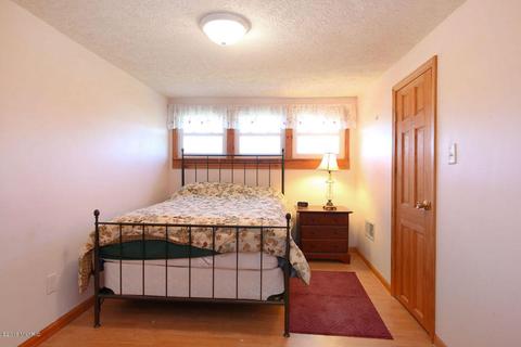 585 E Beardsley Rd, Sheridan, MI 48884 photo 9