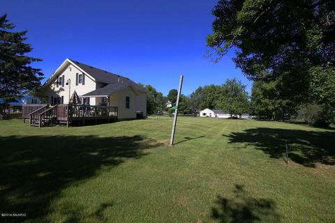 585 E Beardsley Rd, Sheridan, MI 48884 photo 16
