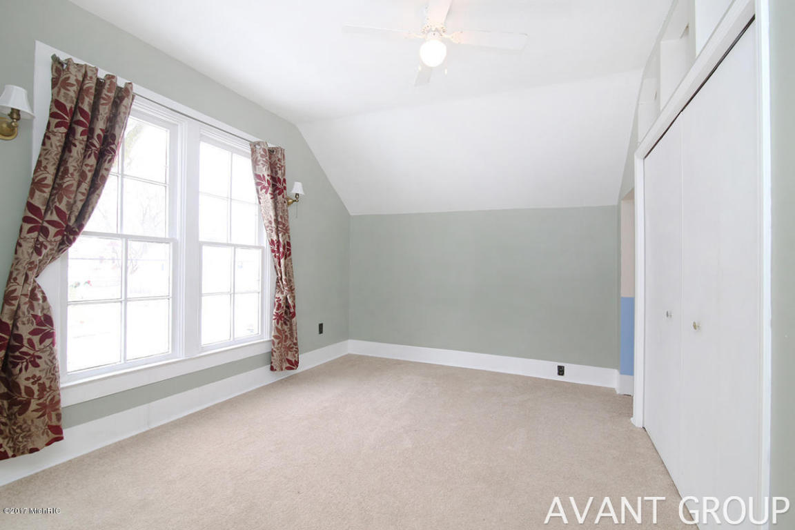 407 Pearl St, Belding, MI 48809 photo 17
