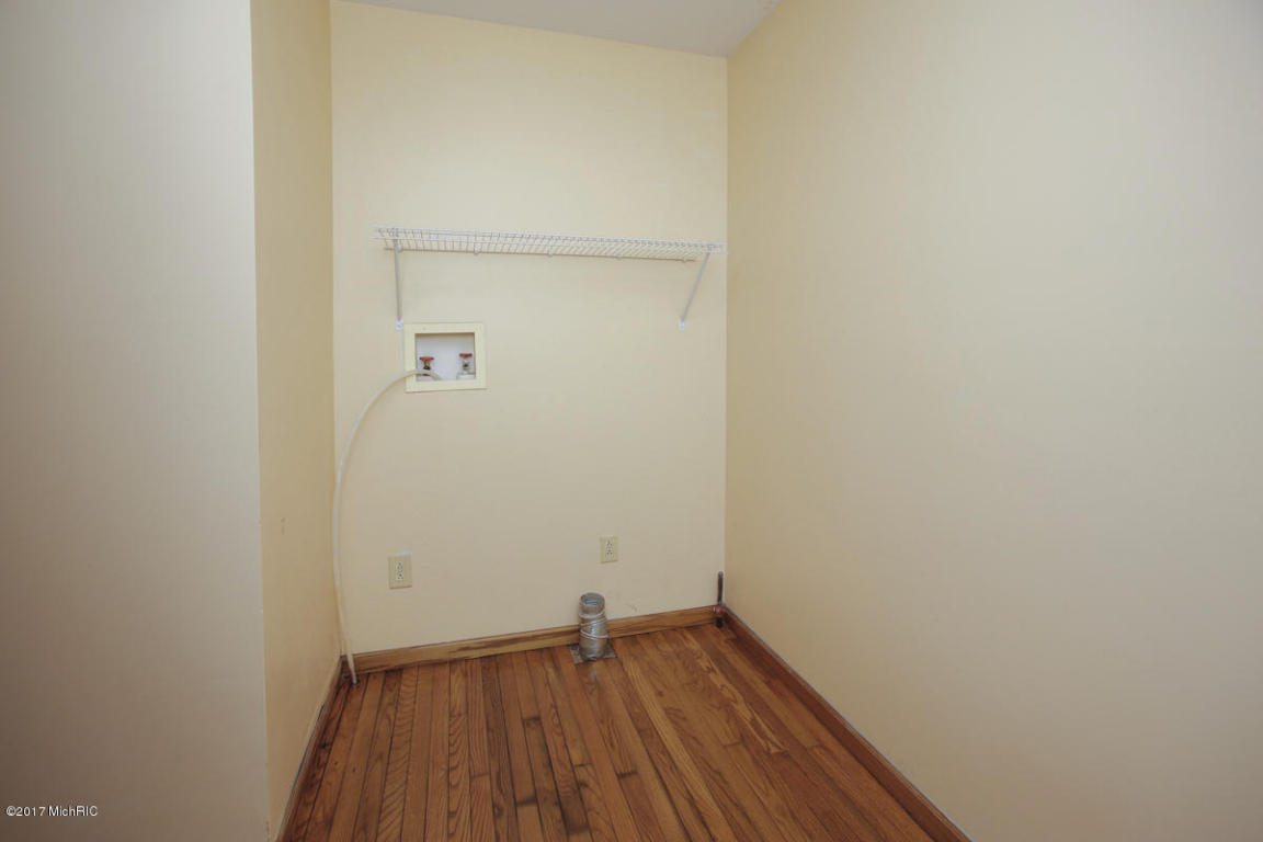 2511 E B Ave, Plainwell, MI 49080 photo 12