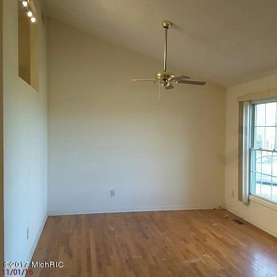 14717 Kinney St, Marcellus, MI 49067 photo 3