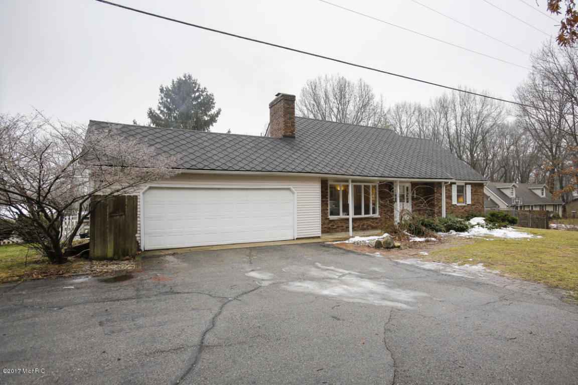 7566 S 5th St, Mattawan, MI 49071 photo 2