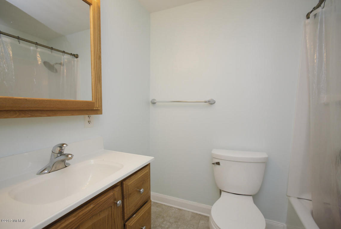 7566 S 5th St, Mattawan, MI 49071 photo 16