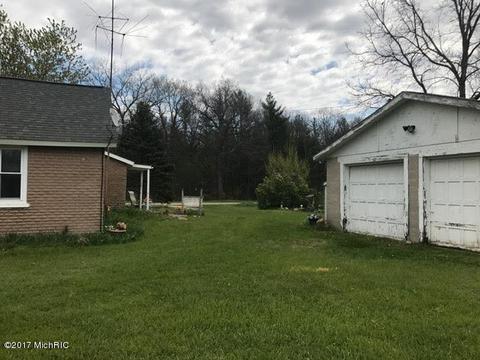 5595 E Arthur Rd, Hesperia, MI 49421 photo 5