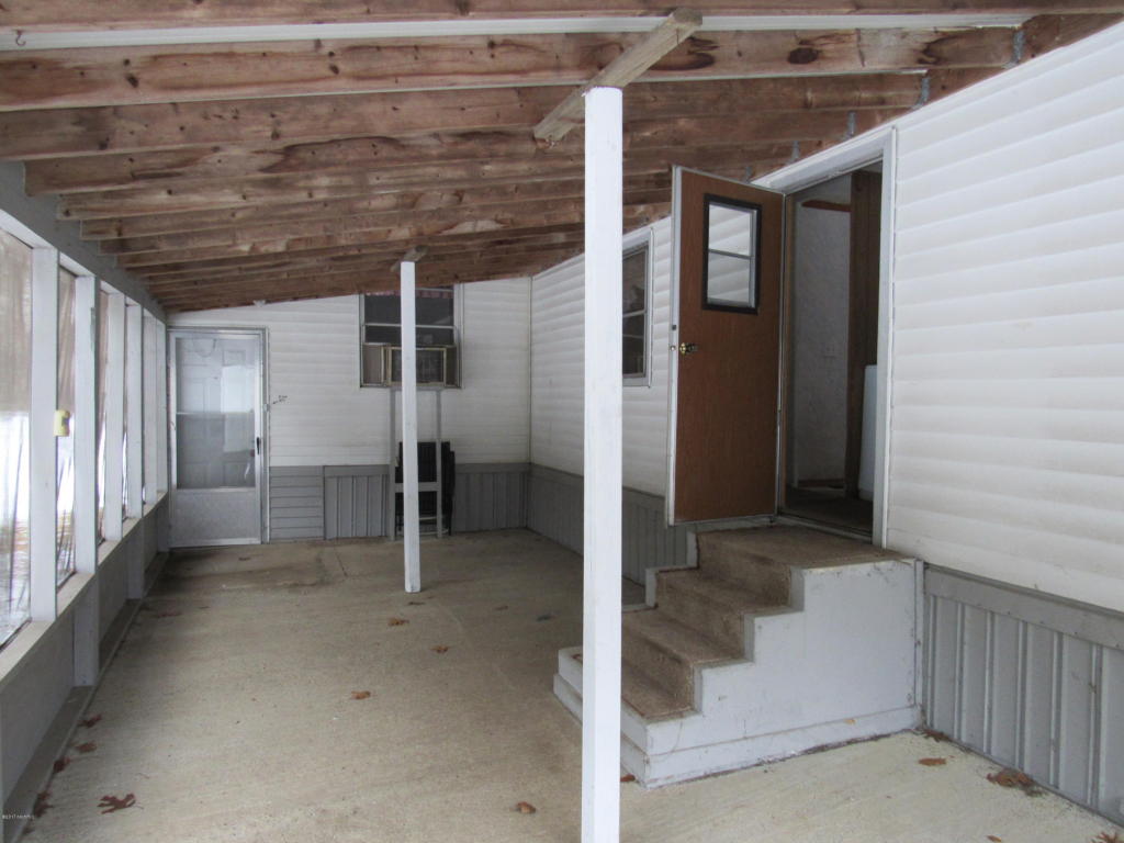 9444 E 56th St, Newaygo, MI 49337 photo 11