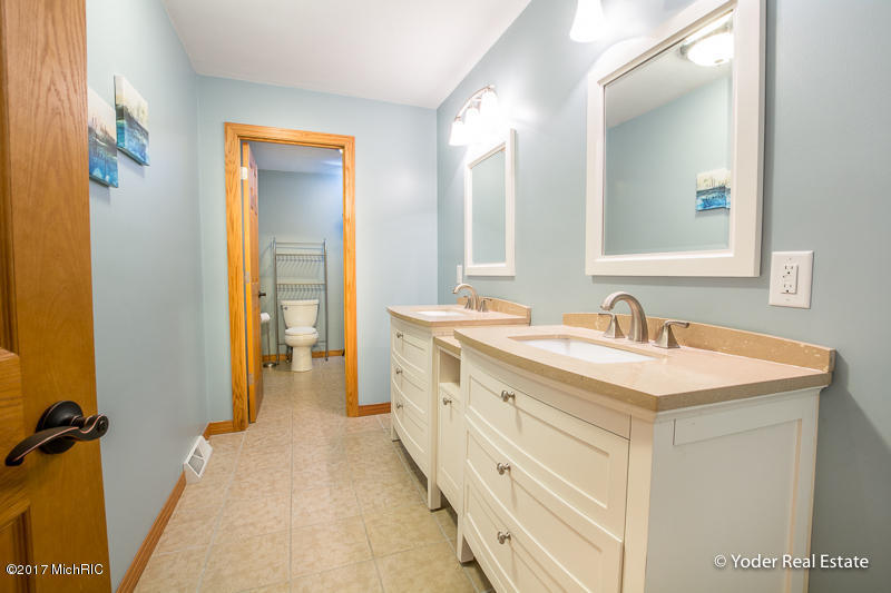 580 W Dowling Rd, Dowling, MI 49050 photo 29