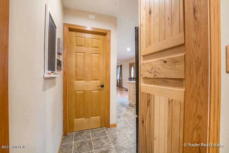 580 W Dowling Rd, Dowling, MI 49050 photo 23