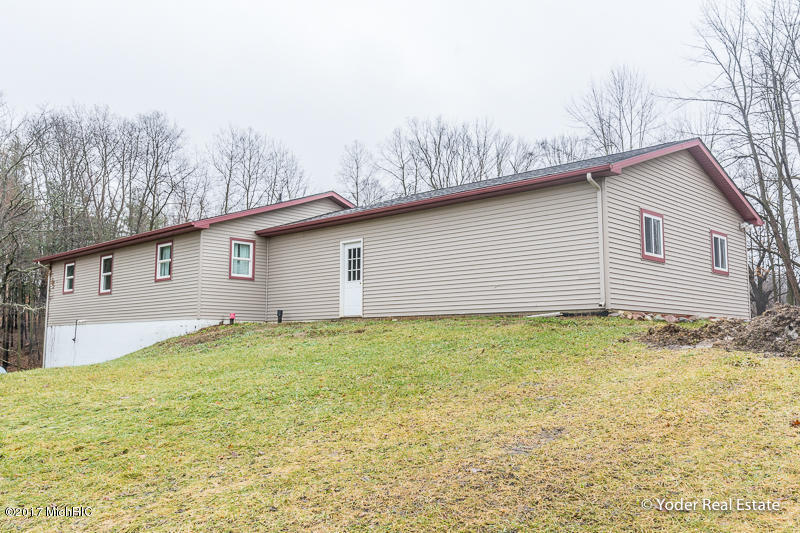 580 W Dowling Rd, Dowling, MI 49050 photo 34