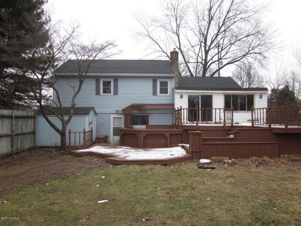 241 N Sunset St, Plainwell, MI 49080 photo 10