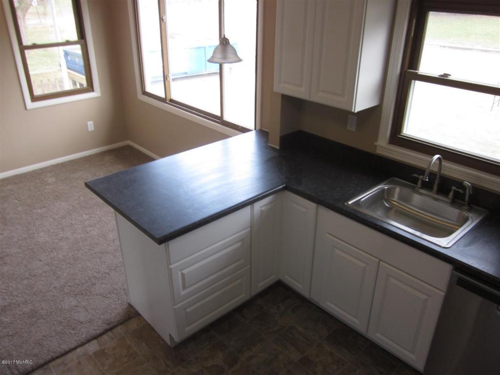 241 N Sunset St, Plainwell, MI 49080 photo 25