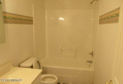 13228 Riverside Dr, Constantine, MI 49042 photo 12