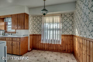 407 East Dr, Marshall, MI 49068 photo 10