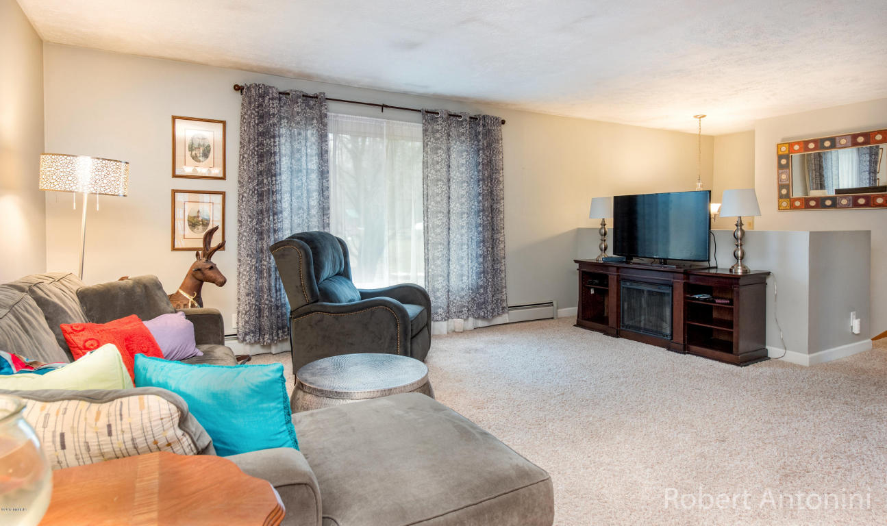 850 Water St, Belding, MI 48809 photo 6