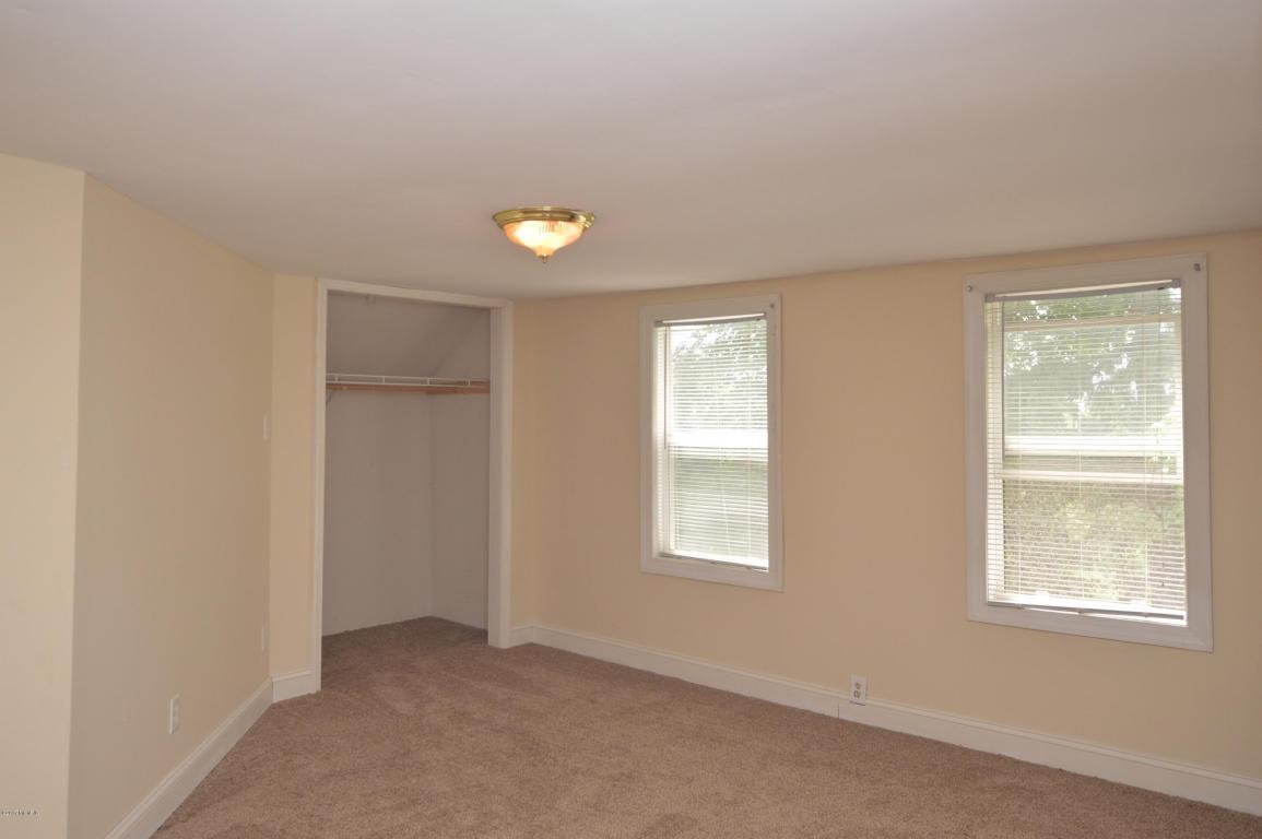 544 E Main St, Ionia, MI 48846 photo 14