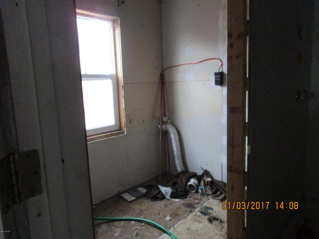 5024 E 4 Mile Rd, White Cloud, MI 49349 photo 4