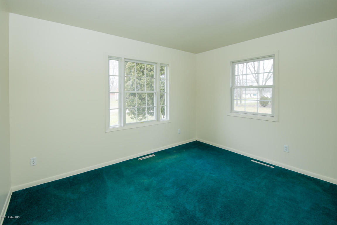 110 Starlight St, Battle Creek, MI 49037 photo 10