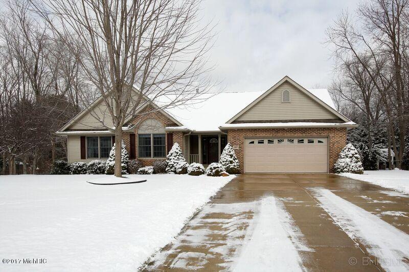 167 Hickory Hls, Marshall, MI 49068 photo 3
