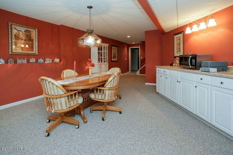 167 Hickory Hls, Marshall, MI 49068 photo 24