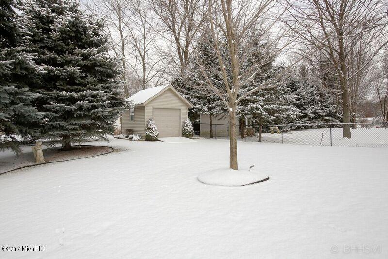 167 Hickory Hls, Marshall, MI 49068 photo 20
