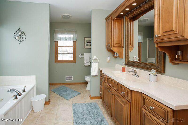 167 Hickory Hls, Marshall, MI 49068 photo 27