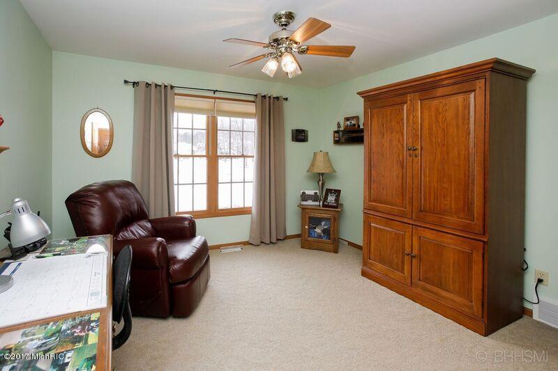167 Hickory Hls, Marshall, MI 49068 photo 28
