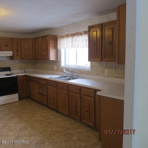 301 Main St, Lawrence, MI 49064 photo 26