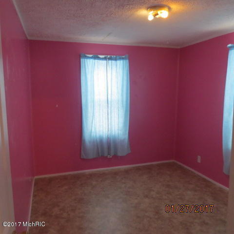301 Main St, Lawrence, MI 49064 photo 32