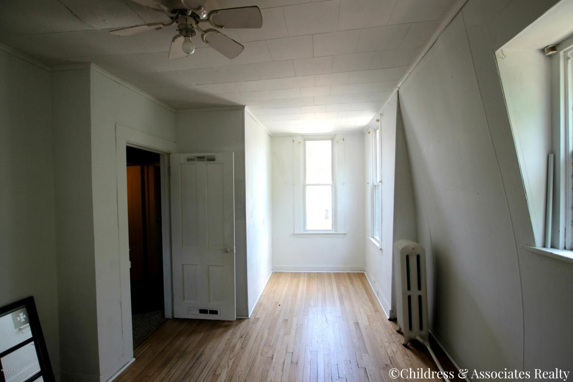 518 Spring St SE, Lowell, MI 49331 photo 18