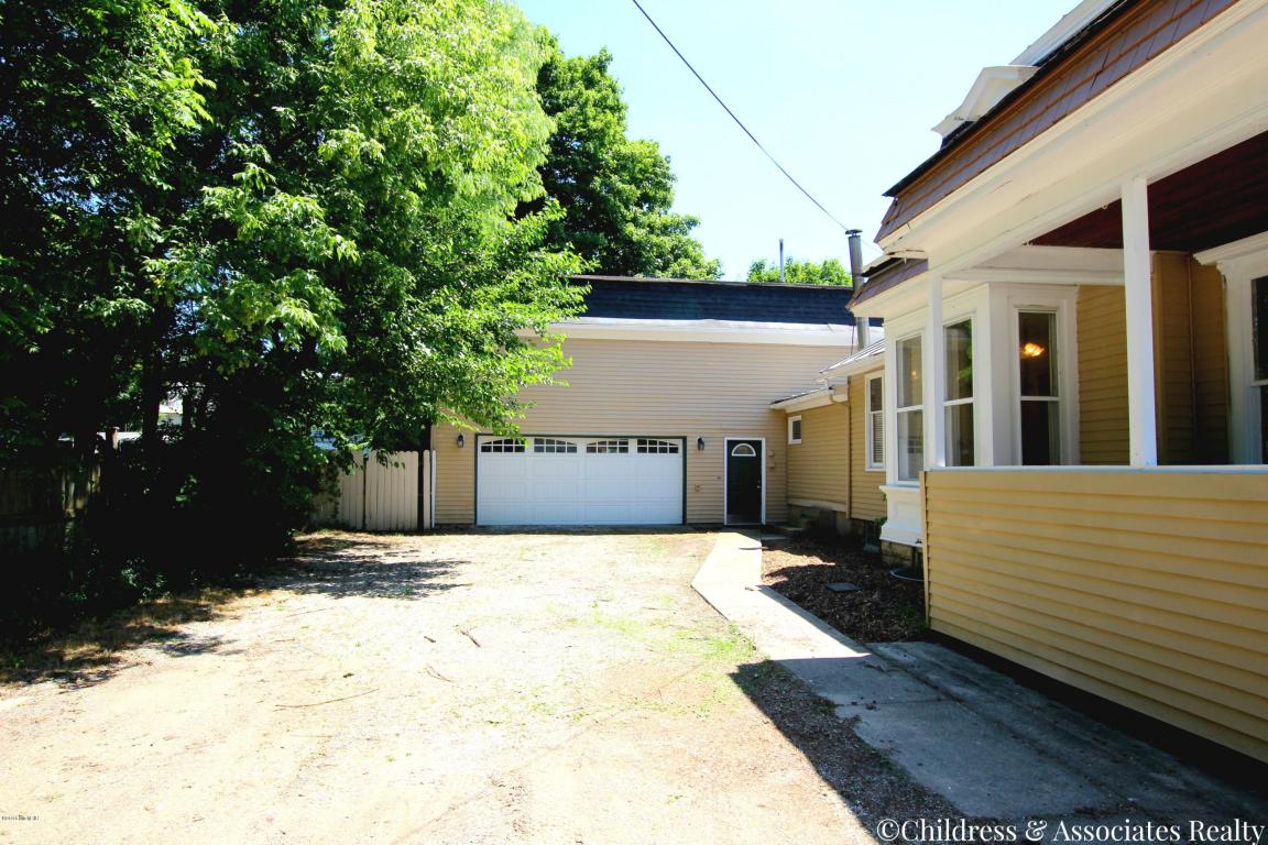 518 Spring St SE, Lowell, MI 49331 photo 32