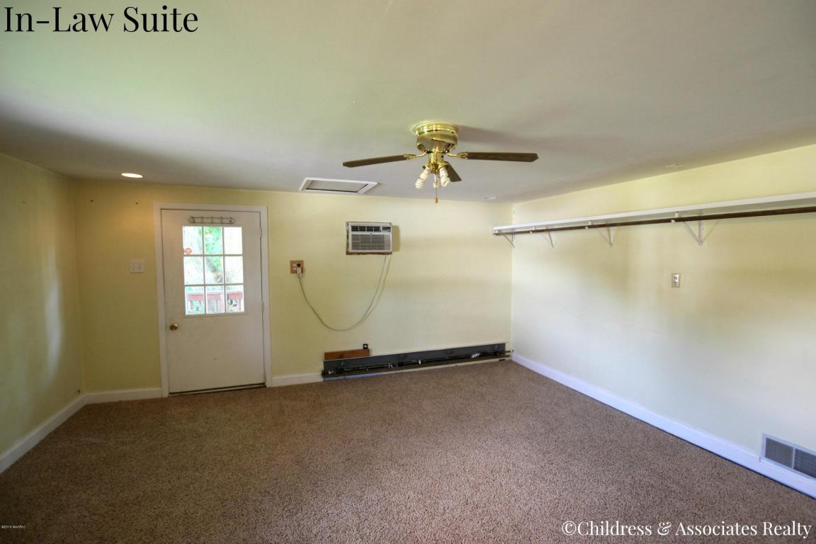 518 Spring St SE, Lowell, MI 49331 photo 41