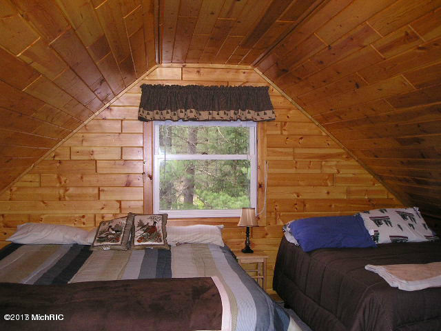 10940 S James Rd, Baldwin, MI 49304 photo 13