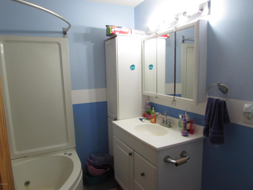 10796 Qr Ave E, Scotts, MI 49088 photo 8