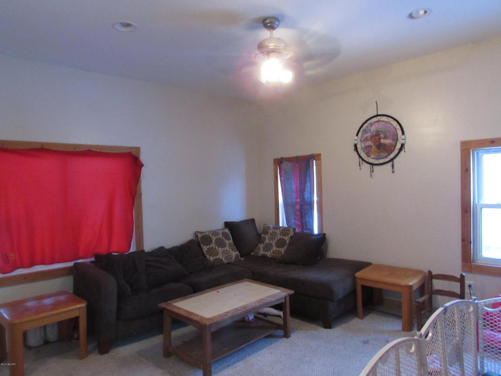 10796 Qr Ave E, Scotts, MI 49088 photo 3