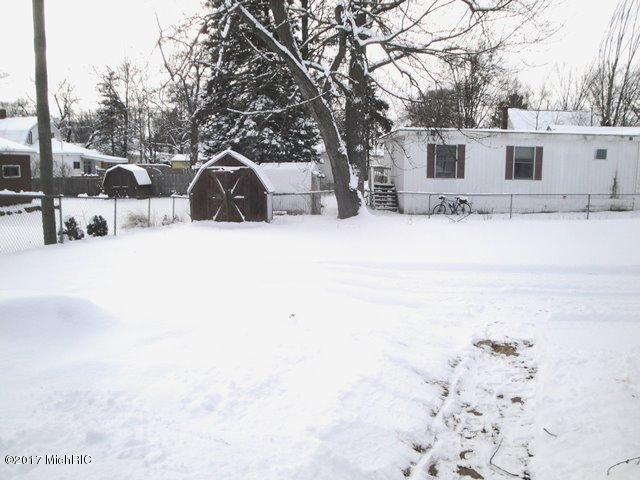 407 E Johnson St, Hart, MI 49420 photo 21