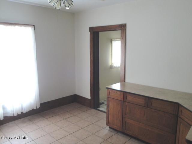 407 E Johnson St, Hart, MI 49420 photo 12