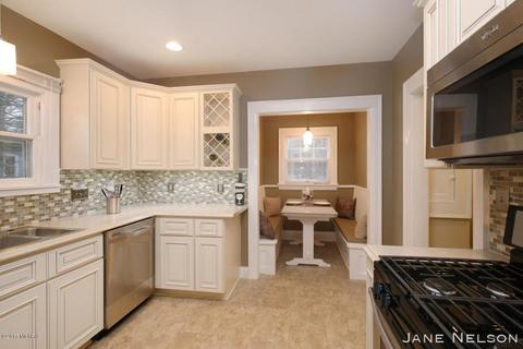 142 Mill St, Saranac, MI 48881 photo 4