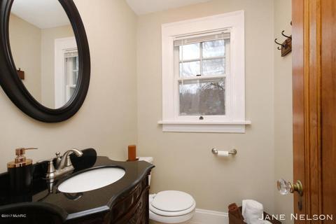 142 Mill St, Saranac, MI 48881 photo 16