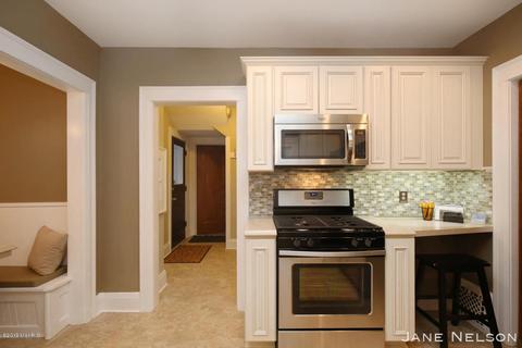 142 Mill St, Saranac, MI 48881 photo 5