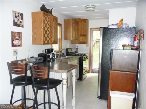 58332 E Clear Lk, Three Rivers, MI 49093 photo 4