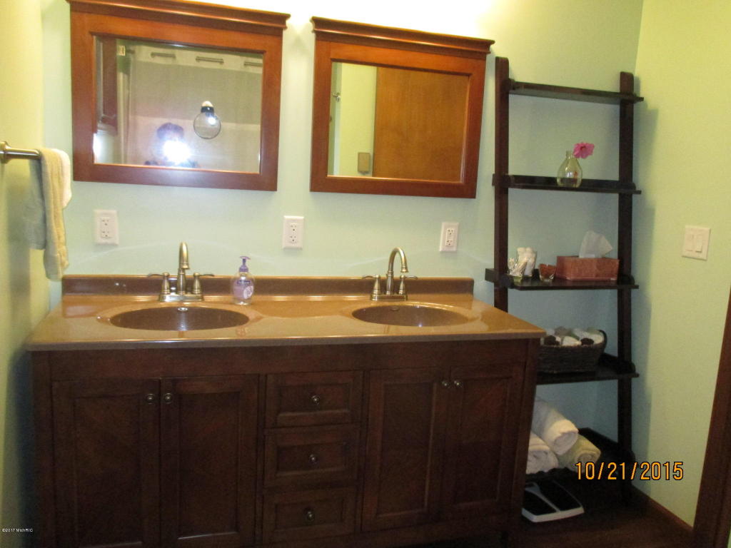 1122 Meadowbrook, White Cloud, MI 49349 photo 13