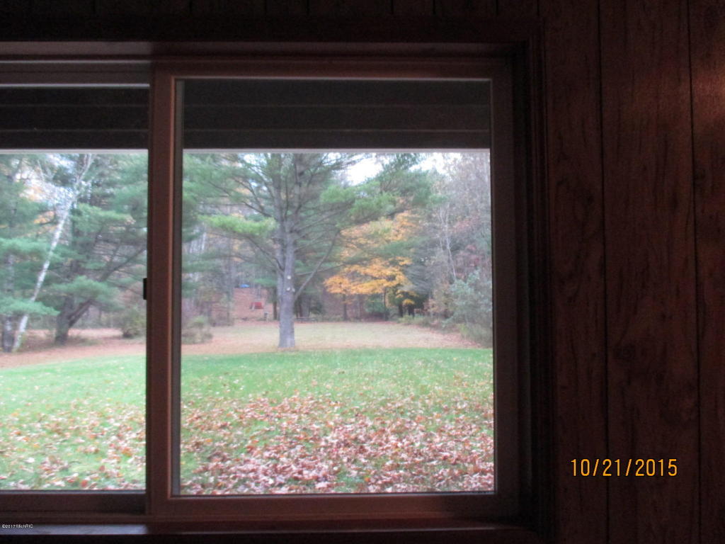 1122 Meadowbrook, White Cloud, MI 49349 photo 25