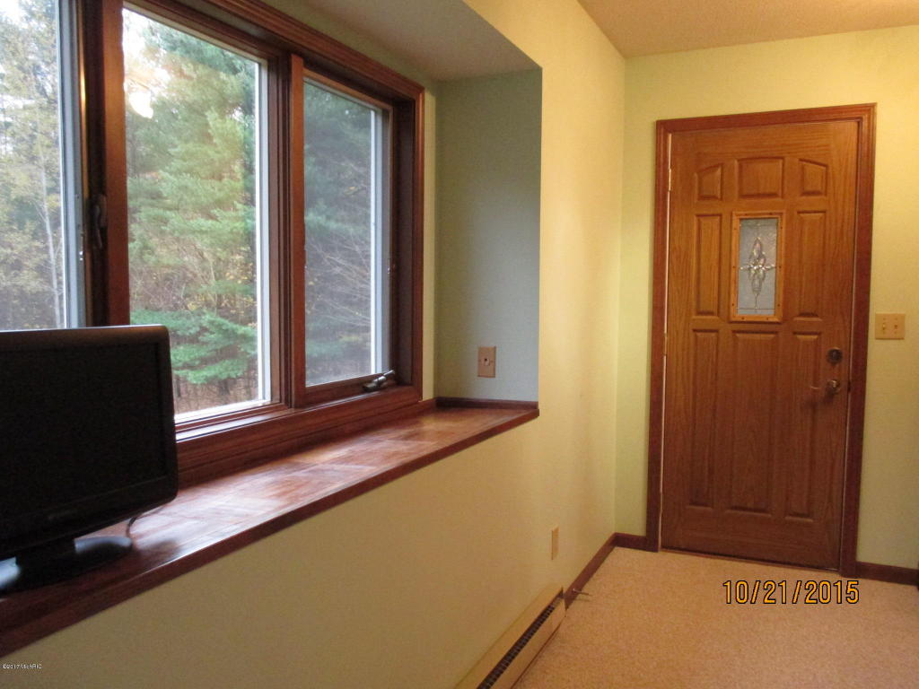 1122 Meadowbrook, White Cloud, MI 49349 photo 17