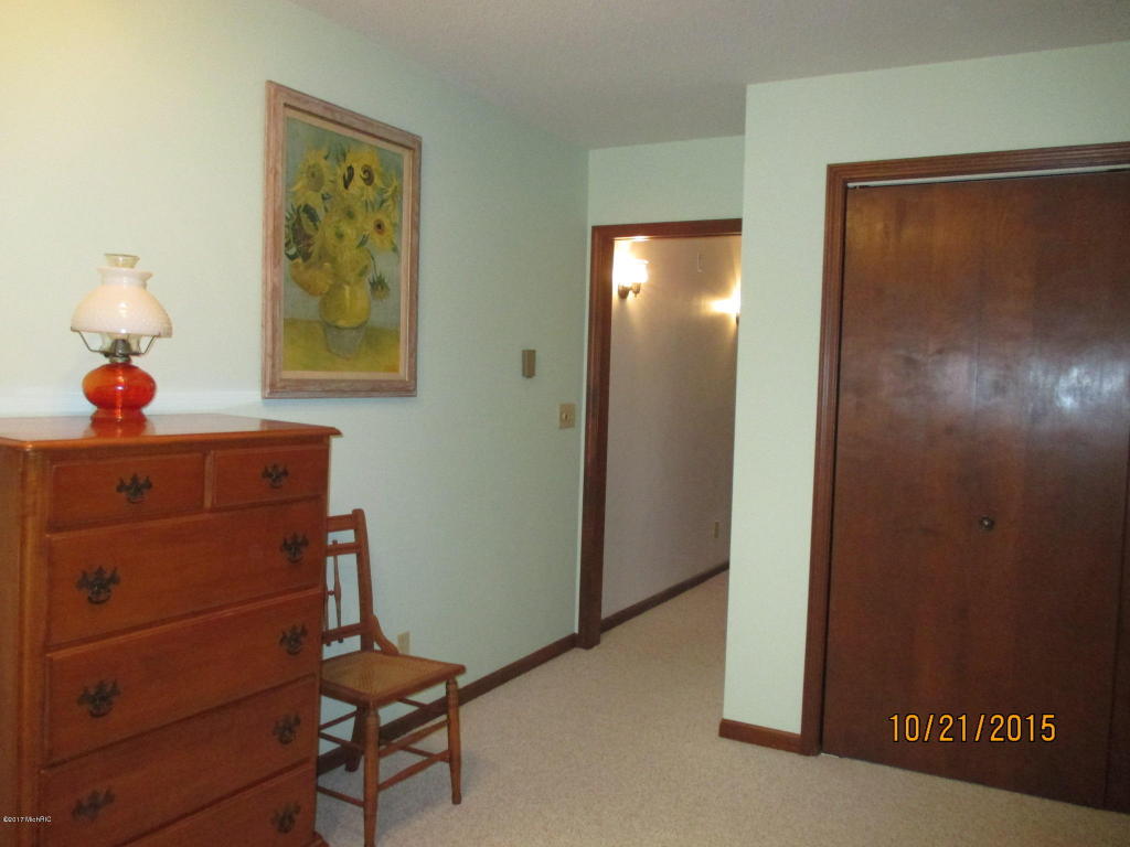 1122 Meadowbrook, White Cloud, MI 49349 photo 18