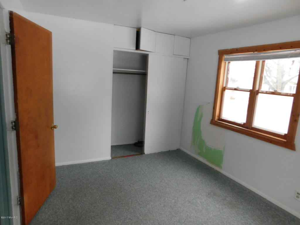8125 Third St, Onekama, MI 49675 photo 16
