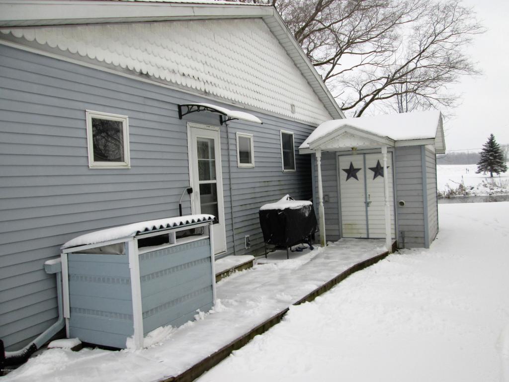 4711 W Channel Dr, Stanton, MI 48888 photo 3