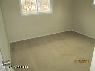 317 6th Ave, Three Rivers, MI 49093 photo 9
