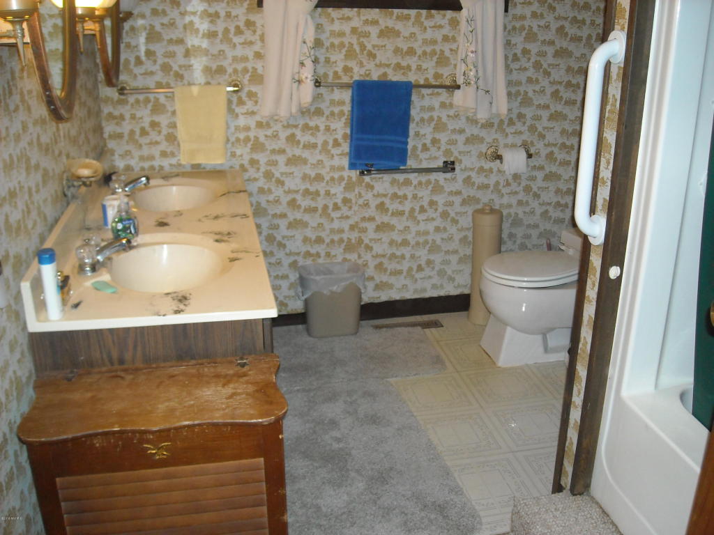 11112 Long Point Dr, Plainwell, MI 49080 photo 37